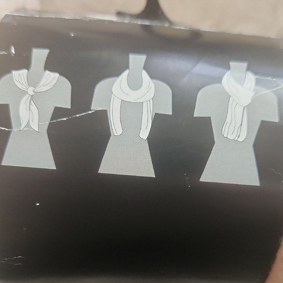 Elegant Fuzzy Oversized Pink And Cream Scarf - Picture 2 of 5